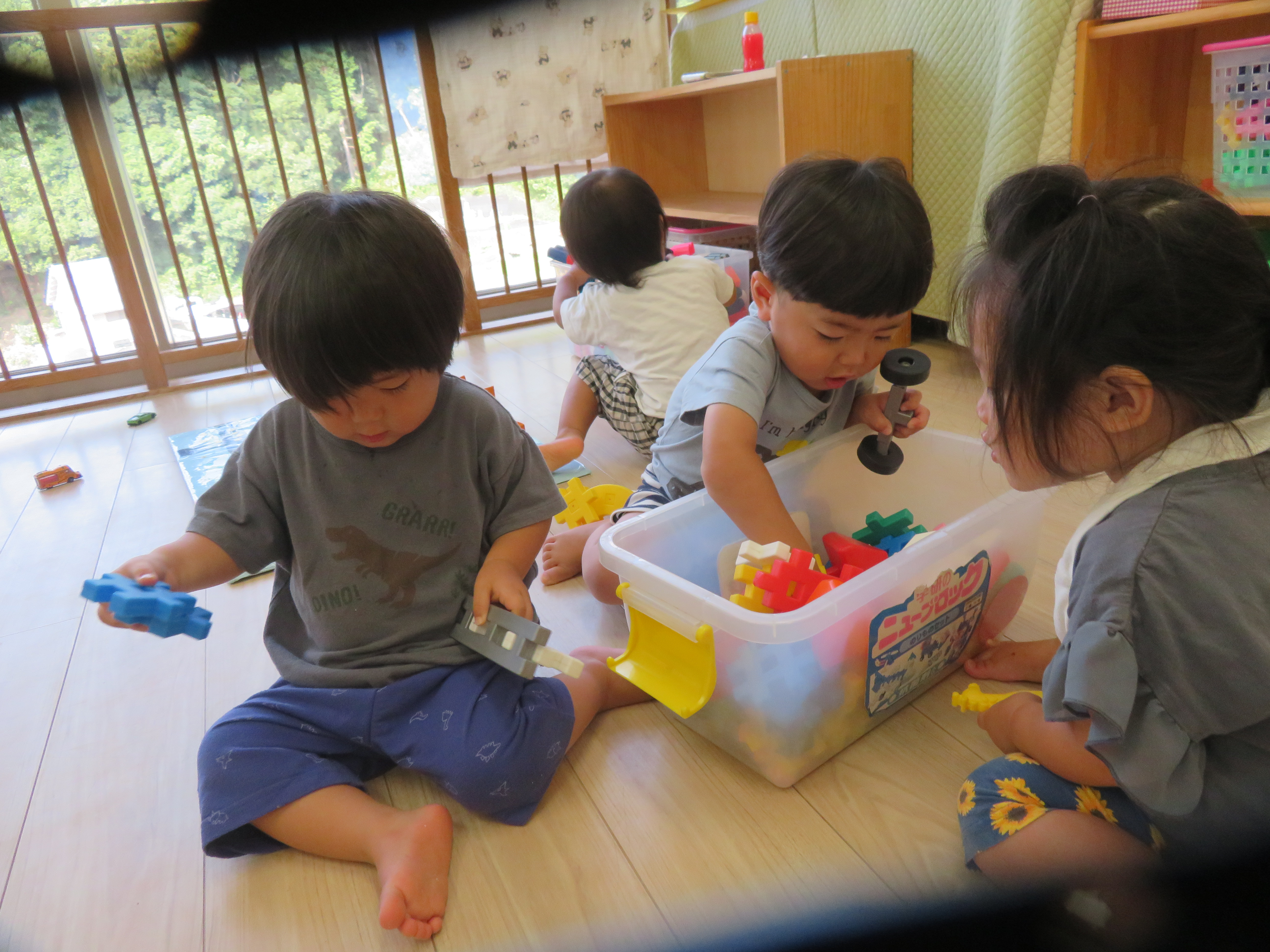 室内1