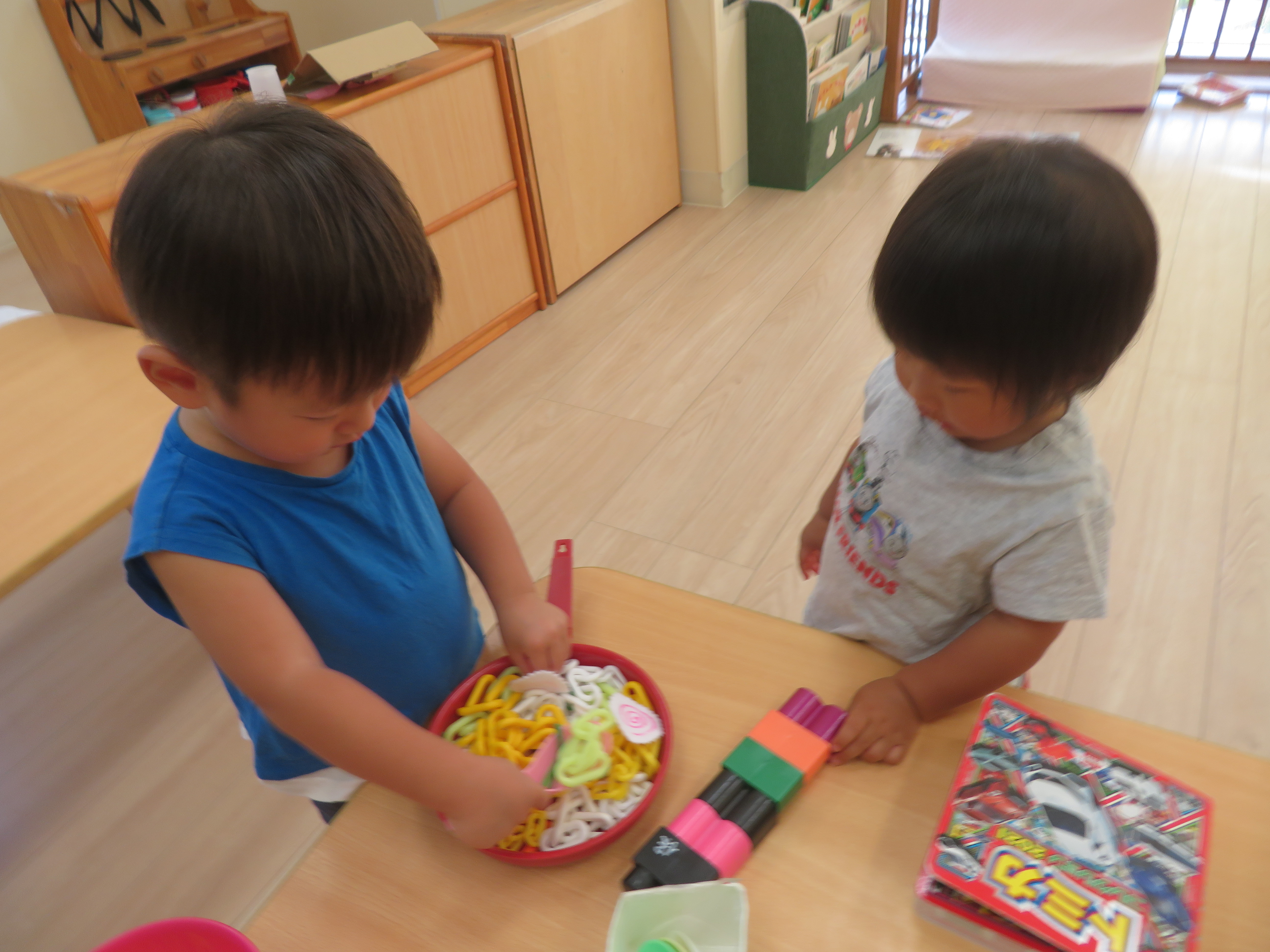 室内4
